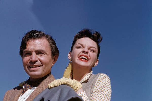 Judy Garland and James Mason on the set of "A Star is Born", 1954.