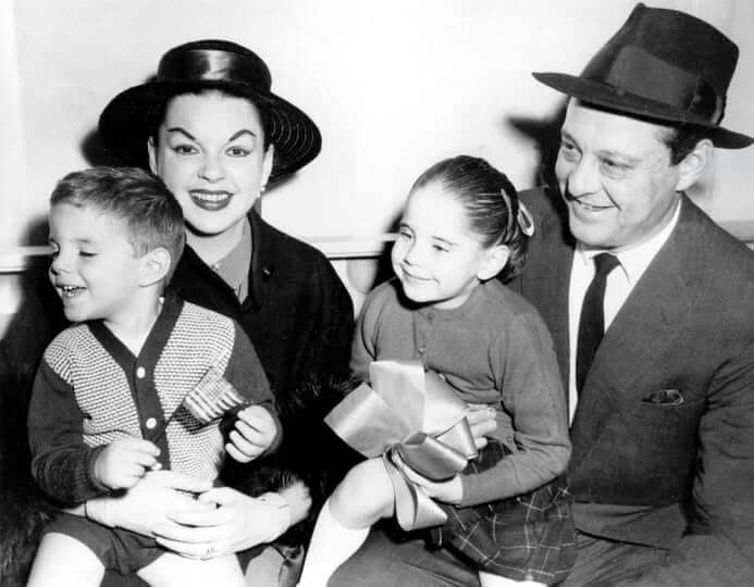 Judy Garland and her third husband, Sid Luft,
with their children, Joey and Lorna, 1958