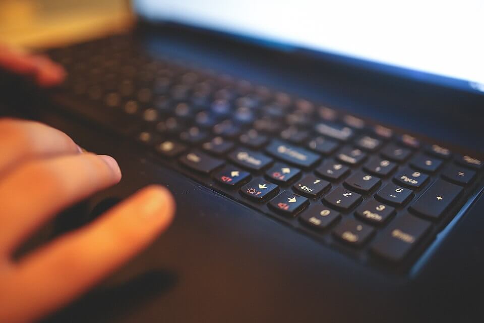 Hands on laptopt