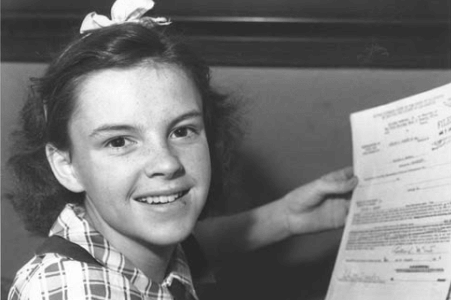 Judy garland singning contract